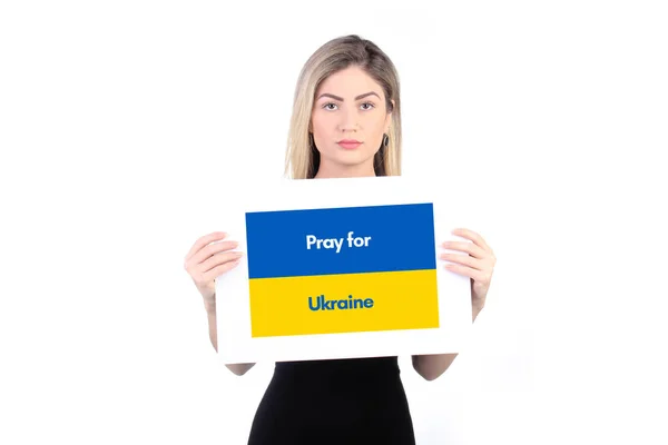 Ukrayna Destekleyen Elinde Kağıt Pankart Tutan Kadın Ukrayna Için Dua — Stok fotoğraf