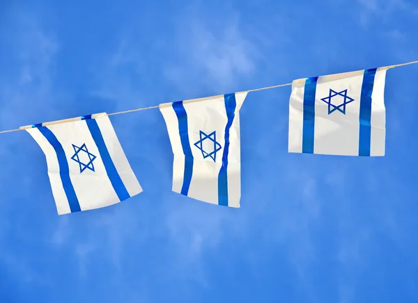 독립 기념일에 이스라엘 국기 체인 — 스톡 사진