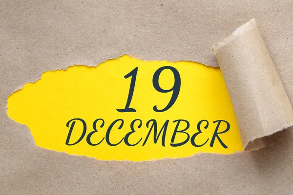 Δεκεμβρίου 19Η Ημέρα Του Μήνα Ημερολόγιο Τρύπα Χαρτί Σχισμένες Άκρες — Φωτογραφία Αρχείου