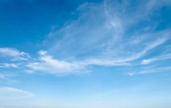 Blue Sky Clouds Fluffy Cloud Blue Sky Background Nature Background — 图库照片