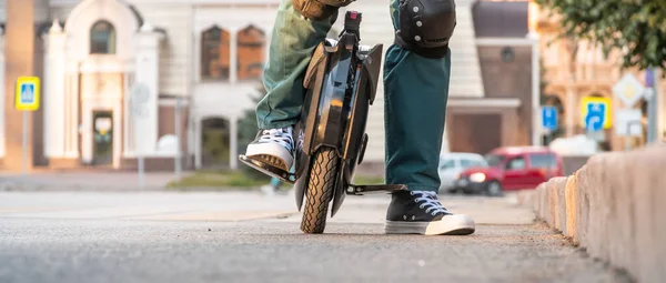 Patas Jinete Equipo Protector Monociclo Eléctrico Euc Conducir Por Ciudad —  Fotos de Stock