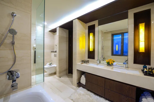 Modern banyo — Stok fotoğraf