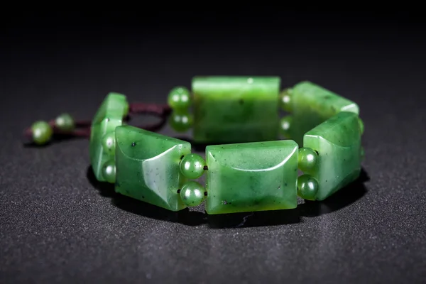 Jade браслет — стокове фото