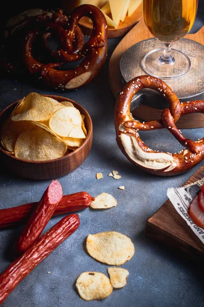 Beer Glass Assortment Beer Snack Brezel Cheese Potato Chips Sausages — Stock Photo, Image