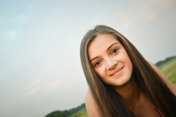 Glückliche Frau mit gesundem Lebensstil — Stockfoto