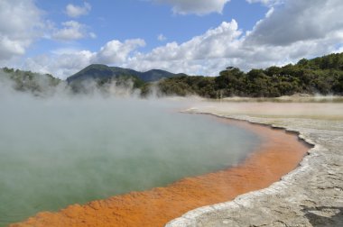 Wai-o-tapu termal diyarında Yeni Zelanda