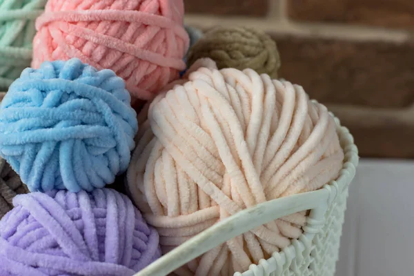 Plush Yarn Basket Tangles Thread Knitting Day Public — Stock Photo, Image
