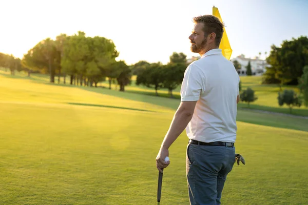 Widok Boku Profesjonalnego Gracza Golfa Klubie Golfowym — Zdjęcie stockowe