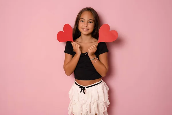 Φωτογραφία Από Γοητευτικό Γλυκό Νεαρό Κορίτσι Φορούν Κομψό Ρούχα Κόμμα — Φωτογραφία Αρχείου