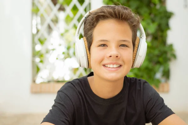 Close Stylish Preteen Boy Headphones Listening Music Outdoors — Stock Photo, Image