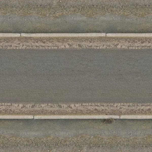 Texture of grey, asphalt road with clean surface and wet sand on edges. — Stock Photo, Image