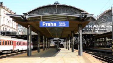 Panorama ana tren istasyonuna Prag