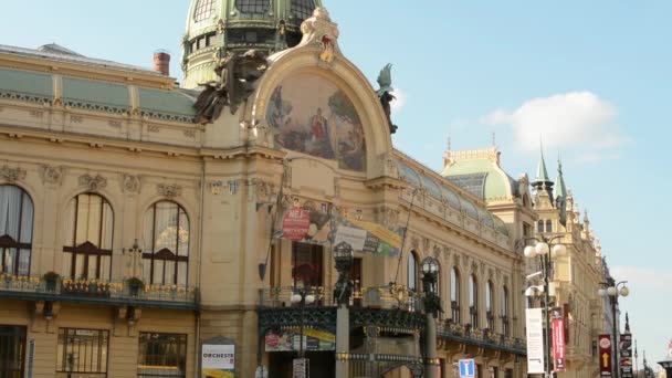 Prag municipal house: från utsidan — Stockvideo