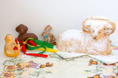 Paskalya dekorasyon - koç-e doğru yemek ve diğer süslemeleri