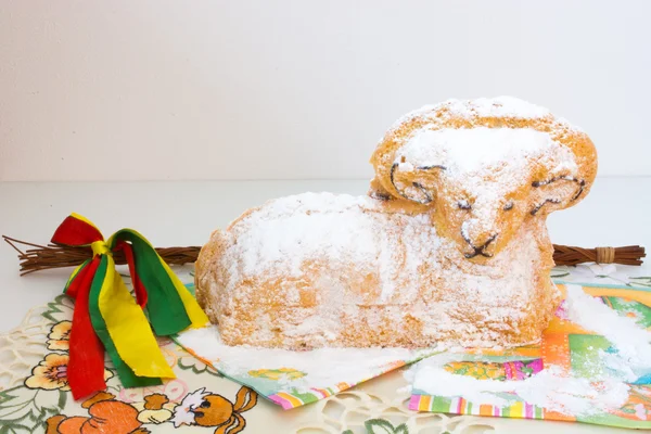 Paskalya dekorasyon - koç-e doğru yemek ve diğer süslemeleri