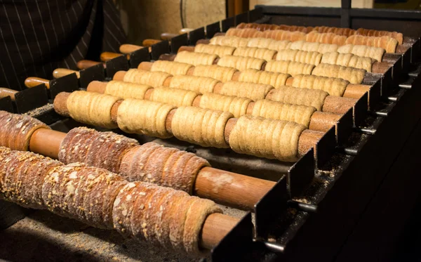 trdelnik (kek) - gıda hazırlanması