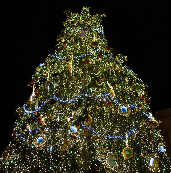 Árvore de Natal decorada — Fotografia de Stock