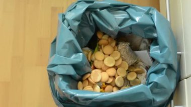 karbonhidrat (sağlık gıda) ve Mısır gevreği - çöp atmak