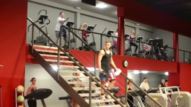 insanlar, fitness, spor salonunda tren. egzersiz.