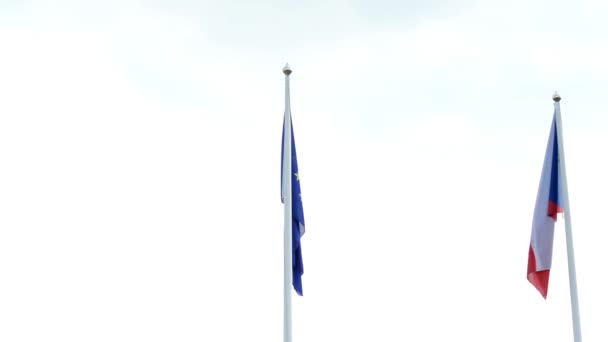 Bandera de la Unión Europea y de la República Checa — Vídeos de Stock