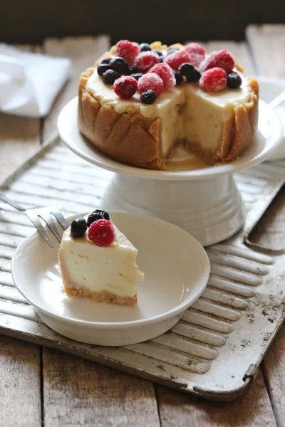 Tarta de queso, pudín al horno de cuajada, postre —  Fotos de Stock