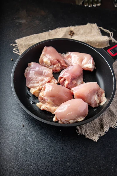 Çiğ Tavuk Kemiksiz Kümes Hayvanı Yemek Için Hazır Hindi Eti — Stok fotoğraf