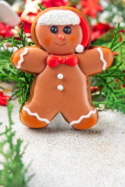 Zencefilli kurabiye, tatlı tatlı, yeni yıl hediyesi, ev yapımı pastalar, bisküvi, arka plan fotokopi alanı. 