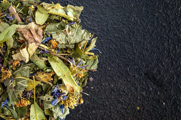 Herbal Tea Medicinal Herbs Leaves Flowers Leaves Fresh Meal Table — Stock Photo, Image