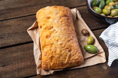 İtalyan usulü ciabatta ekmeği. Taze porsiyon. Yemek için hazır. 