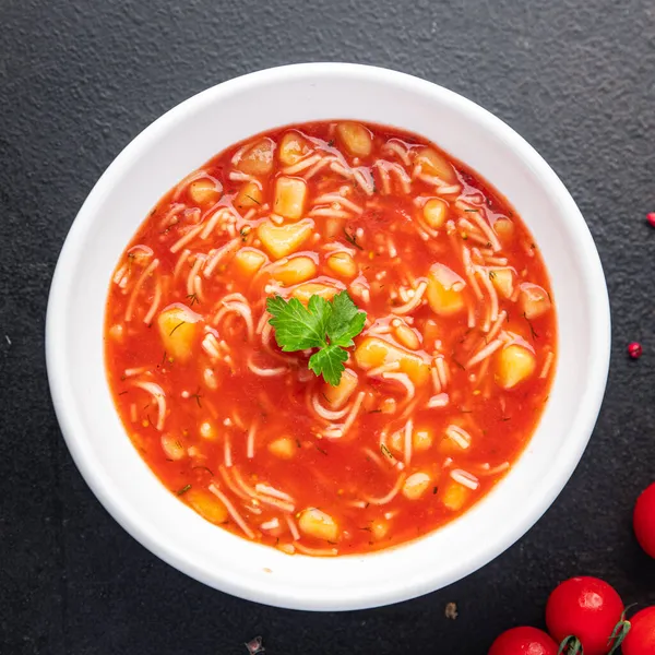 Biji Sup Tmato Merah Minestrone Dan Sayur Sayuran Camilan Meja — Stok Foto