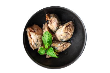 Uskumru konservesi. Deniz ürünleri. Sağlıklı beslenme diyeti.