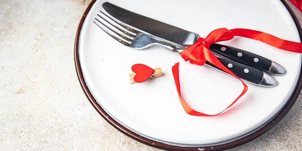 Valentines Day Table Setting Romance Date Cutlery Fork Knife Plate — 图库照片