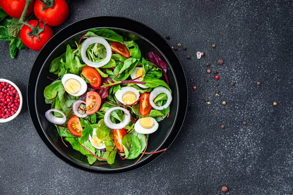 Salad Quail Egg Tomato Lettuce Mix Leaves Healthy Meal Food — Φωτογραφία Αρχείου