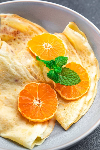 Crepes Citrus Thin Pancakes Sweet Dessert Tangerine Tangerines Breakfast Healthy — Stock Photo, Image