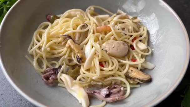 Těstoviny Mořské Plody Špagety Stole Italské Jídlo Zdravé Jídlo Snack — Stock video
