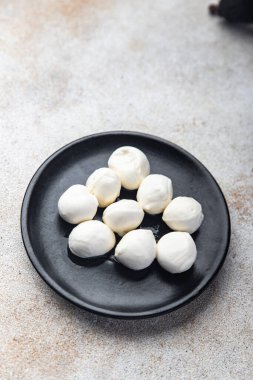 mozzarella mini küre masada sağlıklı yemek atıştırmalığı fotokopi alanı arka plan kırsal üst görünüm