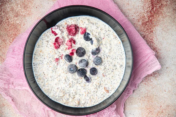 Oatmeal Porridge Chia Seeds Berries Oat Breakfast Fresh Healthy Meal — Stock Photo, Image