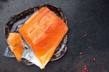 Taze somon dilimi, hafif tuzlu balık, deniz ürünleri, beslenme, beslenme, beslenme, beslenme, atıştırma, fotokopi... 