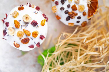 Paskalya pastası, ev yapımı pastalar, tatlı, kulich bayramı, bayram, Paskalya bayramı, sağlıklı yemek, fotokopi, yemek, arka plan. 