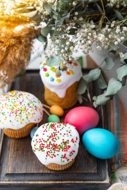 Paskalya pastası, Paskalya bayramı, tatlı kokulu hamur tatlısı, kutlama bayramı, Ortodoks Hıristiyanlar, Paskalya bayramı, sağlıklı yemek atıştırmalıklarını masa arkası yiyeceklerinin fotokopisinde yer alıyorlar.