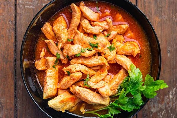 Csirke Pörkölt Hús Paradicsom Szósz Párolt Csirke Mell Stroganoff Élelmiszer — Stock Fotó