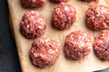 Köfte, çiğ et, domuz eti, köfte, hindi, kuzu eti, sağlıklı beslenme, atıştırmalıklar, fotokopi, uzay yemeği arka planı. 