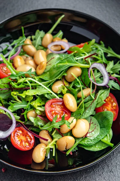 Insalata Fagiolo Pomodoro Cipolla Lattuga Foglie Mescolare Fresco Pasto Sano — Foto Stock