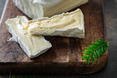 Peynir, beyaz küf, yumuşak peynir, taze sağlıklı yemek, atıştırmalık diyet, fotokopi, arka plan, kırsal manzaralı vejetaryen yemekleri.