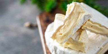 Peynir, beyaz küf, yumuşak peynir, taze sağlıklı yemek, atıştırmalık diyet, fotokopi, arka plan, kırsal manzaralı vejetaryen yemekleri.