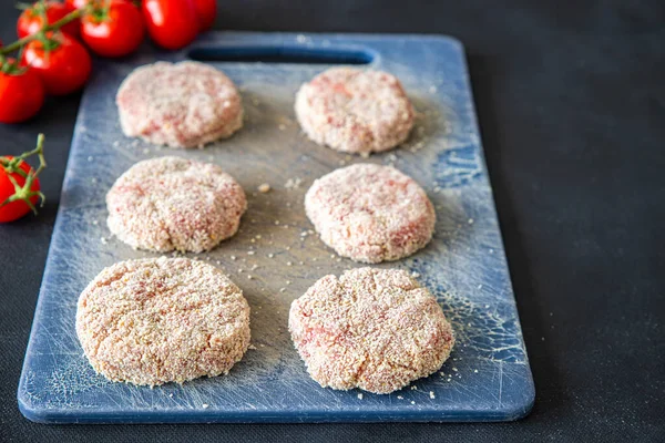 Raw Cutlet Meat Fresh Cutlets Healthy Meal Food Snack Table — Stock Photo, Image