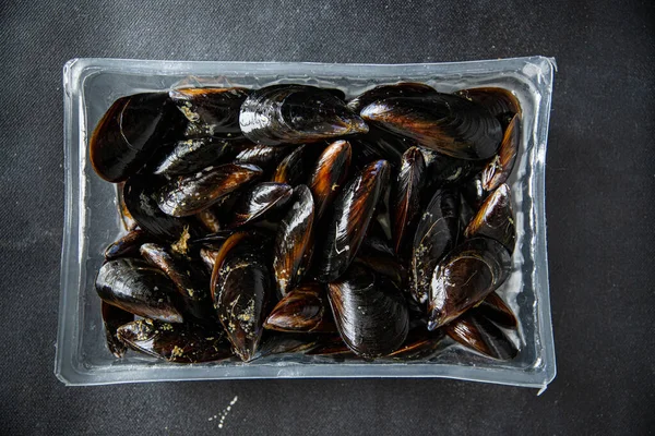 Mejillones Con Cáscara Mariscos Comida Sana Fresca Snack Dieta Mesa — Foto de Stock