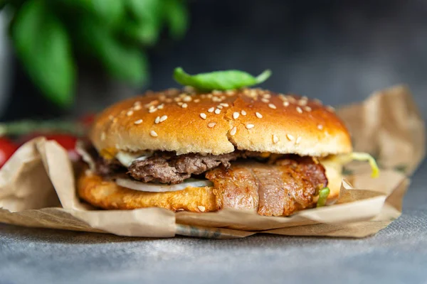 Hambúrguer Kebab Carne Sanduíche Fresco Saudável Refeição Comida Lanche Dieta — Fotografia de Stock