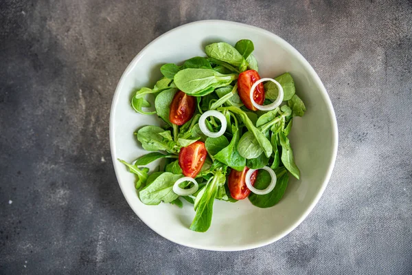 Salad Vegetable Tomato Onion Lettuce Mix Mache Green Fresh Healthy — Fotografia de Stock
