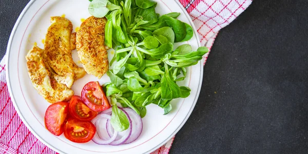 Chicken Salad Vegetable Green Lettuce Leaves Cuisine Fresh Healthy Meal — Φωτογραφία Αρχείου
